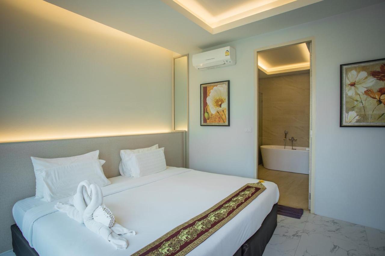 Gold Chariot Pool Villa, Phuket - Sha Plus Certified 방타오 비치 외부 사진